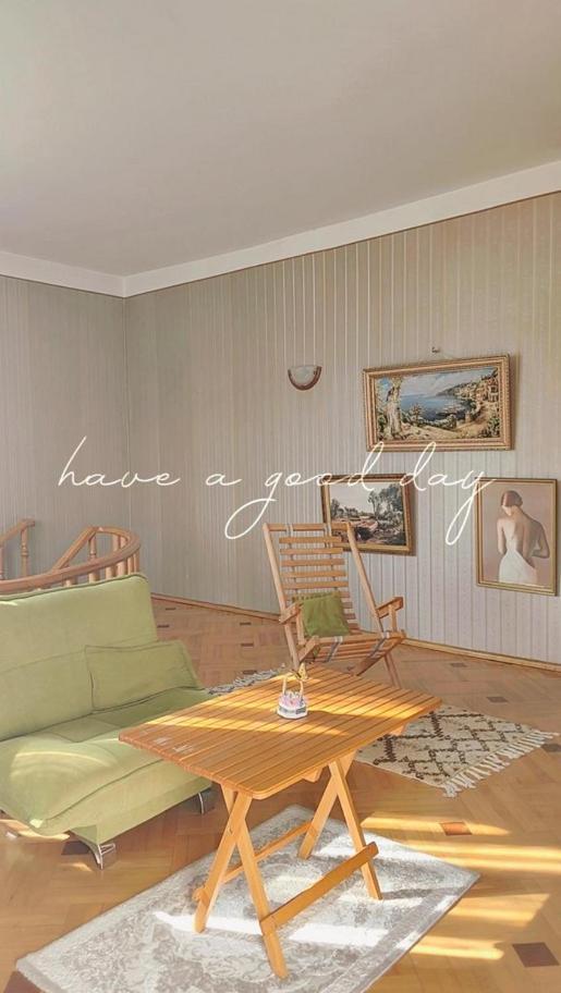 Guest House Metreveli Street 19 Khashuri Екстер'єр фото