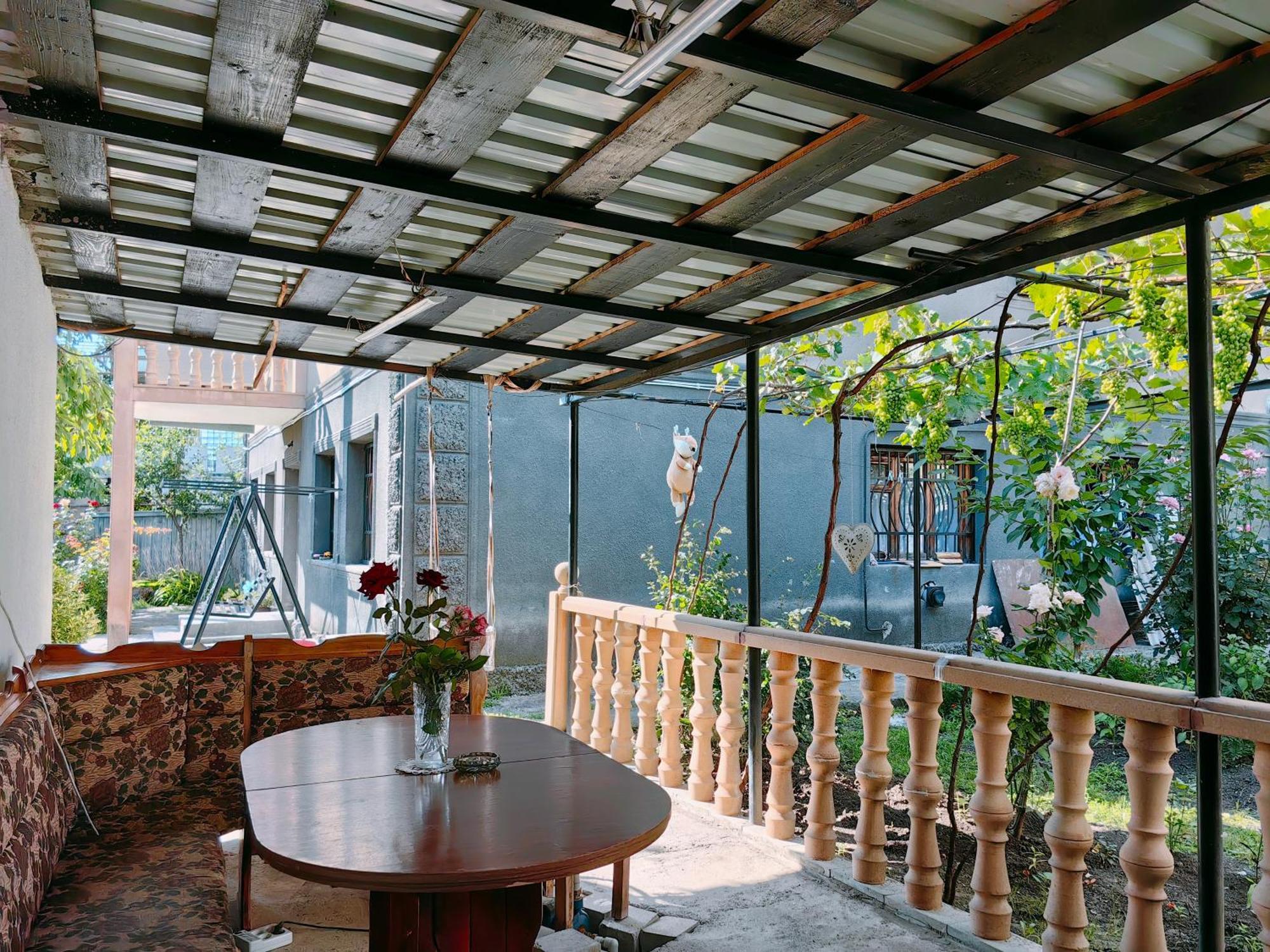 Guest House Metreveli Street 19 Khashuri Екстер'єр фото